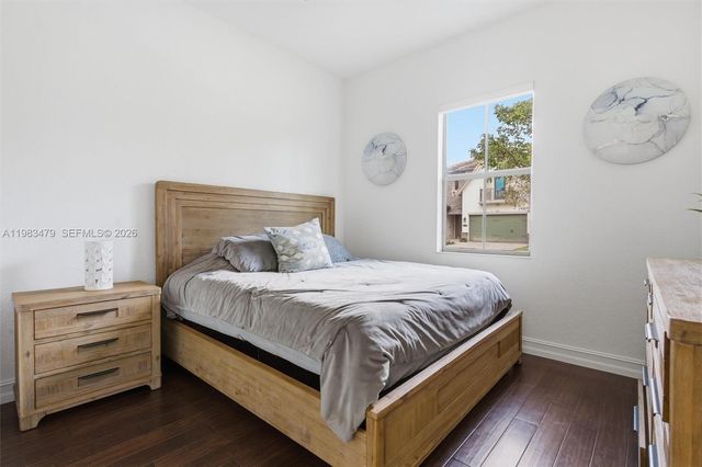 1296 SW 113th Way, Pembroke Pines, FL 33025