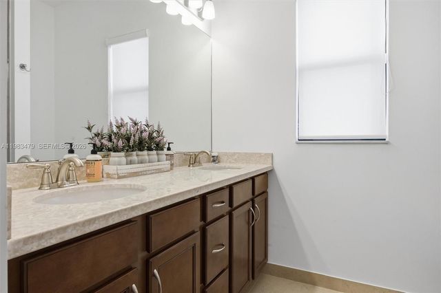 1296 SW 113th Way, Pembroke Pines, FL 33025