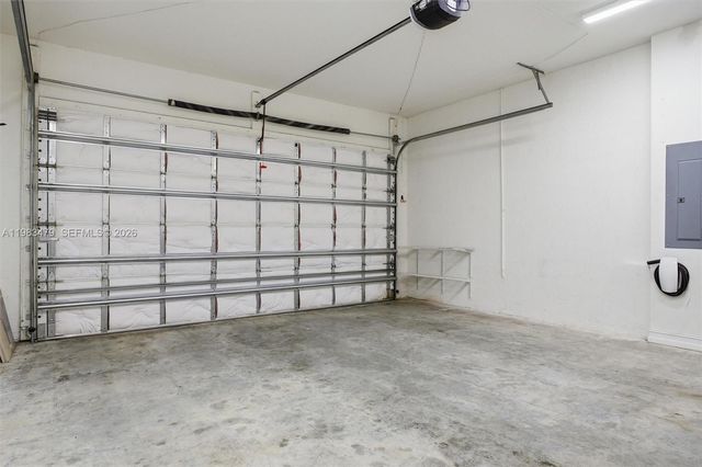 1296 SW 113th Way, Pembroke Pines, FL 33025