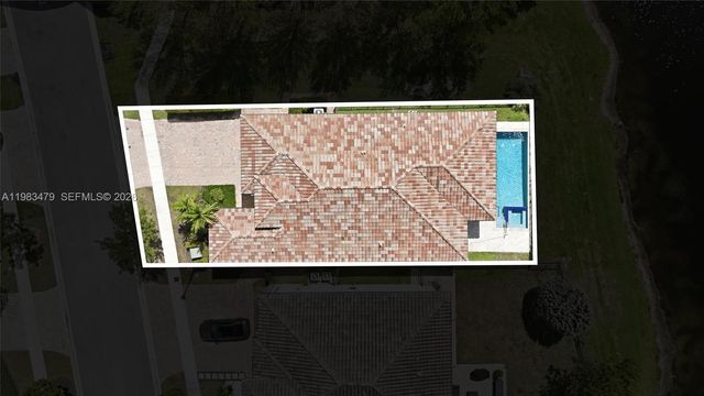 1296 SW 113th Way, Pembroke Pines, FL 33025