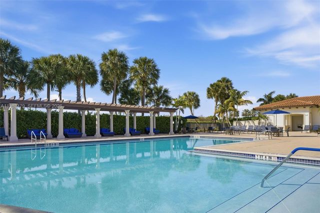 1296 SW 113th Way, Pembroke Pines, FL 33025