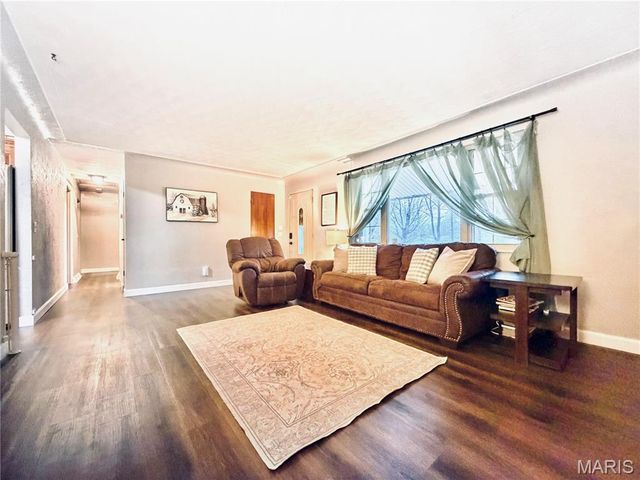 44 Kimberly Court, Collinsville, IL 62234