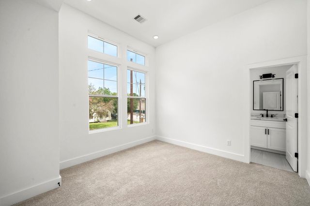 5516 Hardy Street, Houston, TX 77009