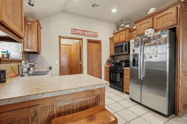 1800 Jordan Drive, Moore, OK 73160