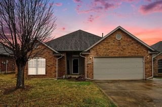 1800 Jordan Drive, Moore, OK 73160