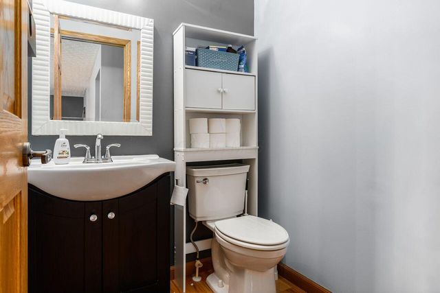 301 Tar Heel Drive, Delaware, OH 43015