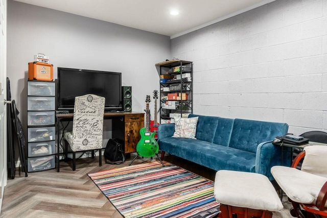 301 Tar Heel Drive, Delaware, OH 43015