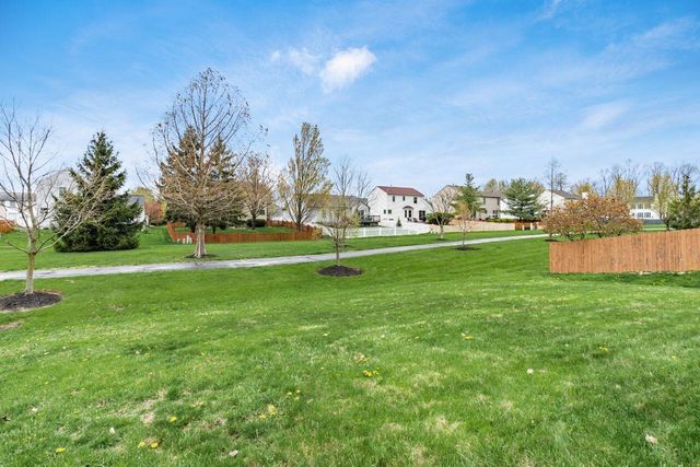 301 Tar Heel Drive, Delaware, OH 43015