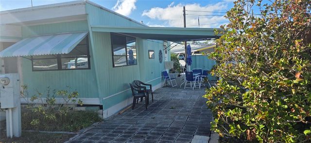 4676 66TH LANE N 20, St Petersburg, FL 33709