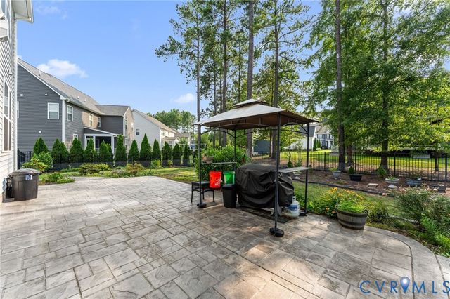 8800 Glen Royal Dr, Chesterfield, VA 23832