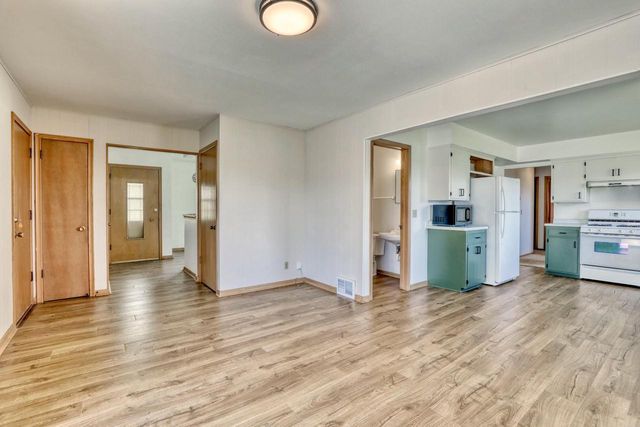 7371 49th STREET, Franklin, WI 53132