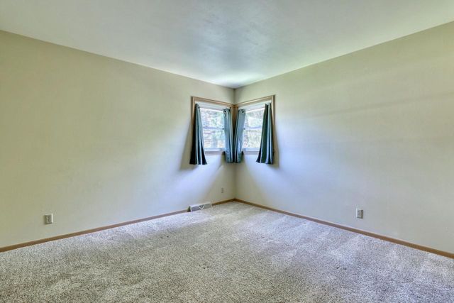 7371 49th STREET, Franklin, WI 53132