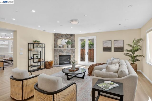 2024 Fitzgerald Way, Brentwood, CA 94513