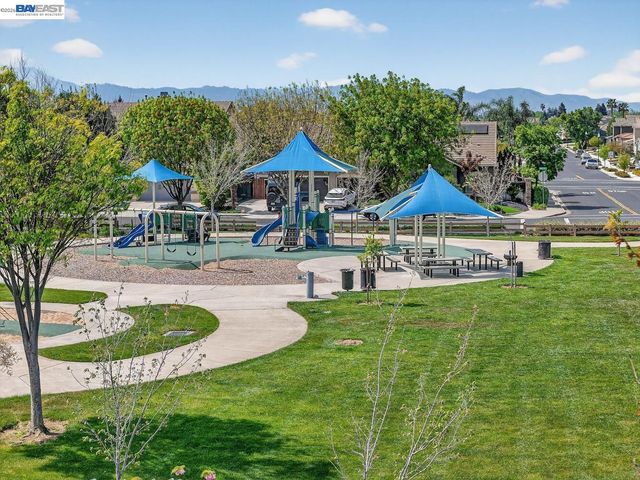 2024 Fitzgerald Way, Brentwood, CA 94513