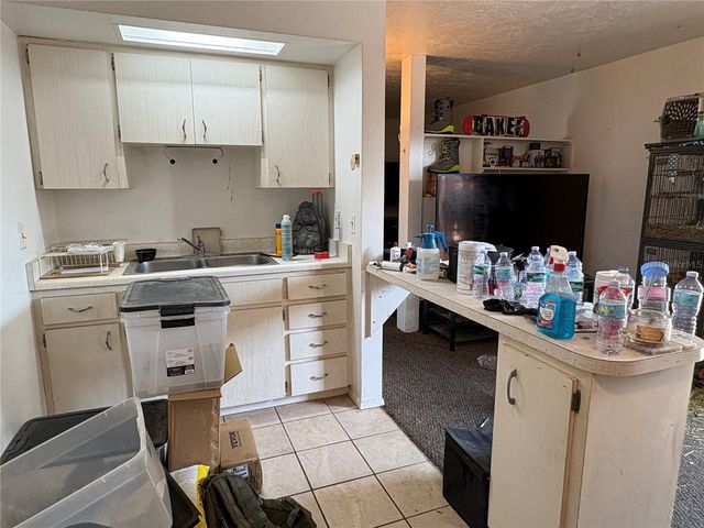 1705 N JEFFERSON AVENUE, Largo, FL 33770