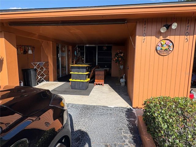 1705 N JEFFERSON AVENUE, Largo, FL 33770