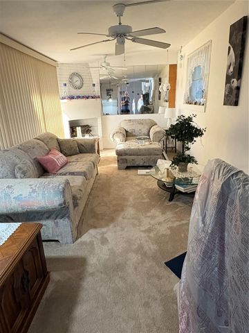 1705 N JEFFERSON AVENUE, Largo, FL 33770