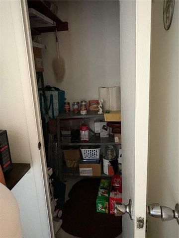 1705 N JEFFERSON AVENUE, Largo, FL 33770