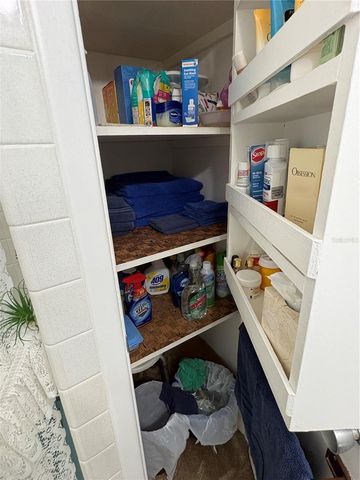 1705 N JEFFERSON AVENUE, Largo, FL 33770