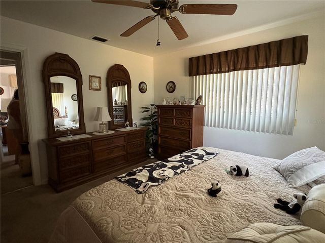 1705 N JEFFERSON AVENUE, Largo, FL 33770