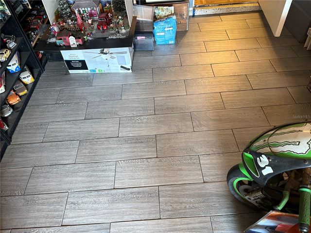 1705 N JEFFERSON AVENUE, Largo, FL 33770