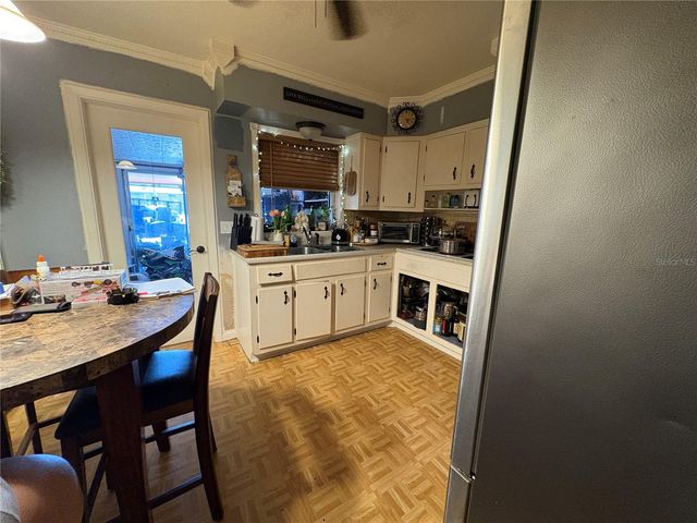 1705 N JEFFERSON AVENUE, Largo, FL 33770