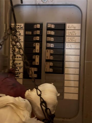 1705 N JEFFERSON AVENUE, Largo, FL 33770