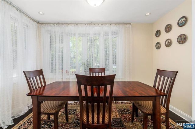 65 Lincoln Avenue, Rutherford, NJ 07070