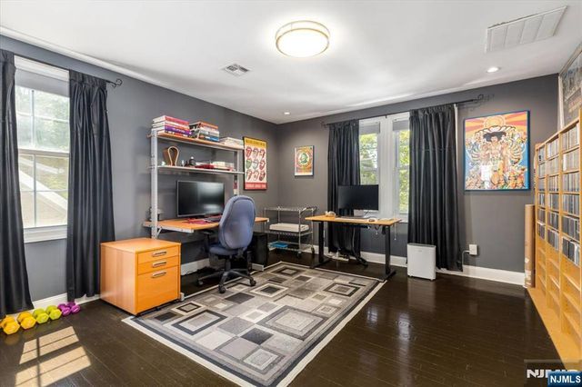 65 Lincoln Avenue, Rutherford, NJ 07070