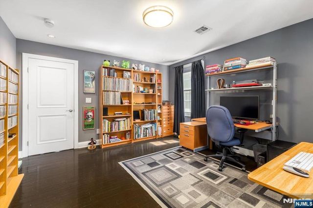 65 Lincoln Avenue, Rutherford, NJ 07070