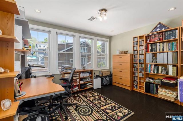 65 Lincoln Avenue, Rutherford, NJ 07070