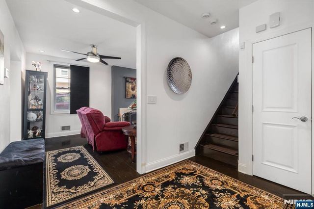 65 Lincoln Avenue, Rutherford, NJ 07070