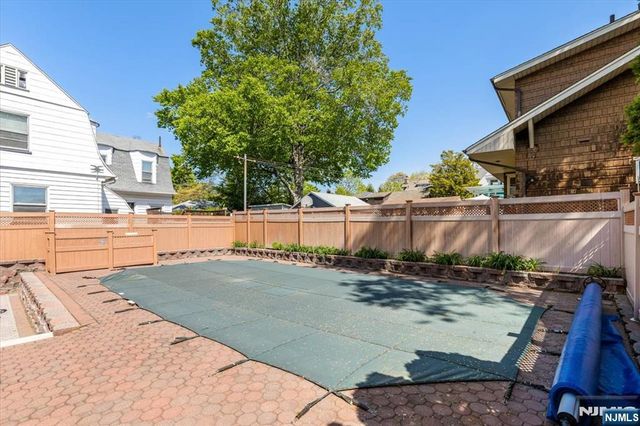 65 Lincoln Avenue, Rutherford, NJ 07070