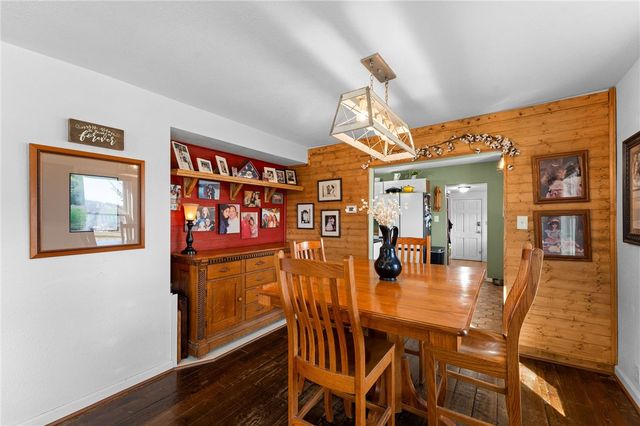 17003 Old Cricket Road, Omaha, AR 72662