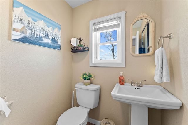 17003 Old Cricket Road, Omaha, AR 72662