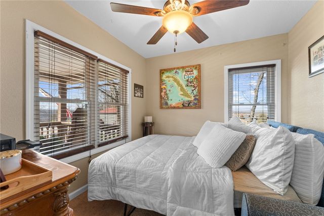 17003 Old Cricket Road, Omaha, AR 72662