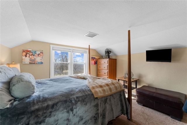 17003 Old Cricket Road, Omaha, AR 72662