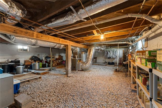 17003 Old Cricket Road, Omaha, AR 72662