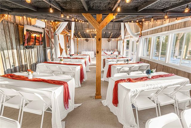 17003 Old Cricket Road, Omaha, AR 72662