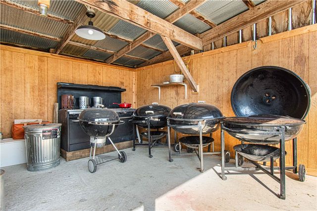 17003 Old Cricket Road, Omaha, AR 72662