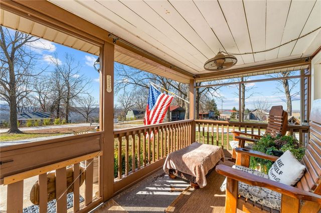 17003 Old Cricket Road, Omaha, AR 72662