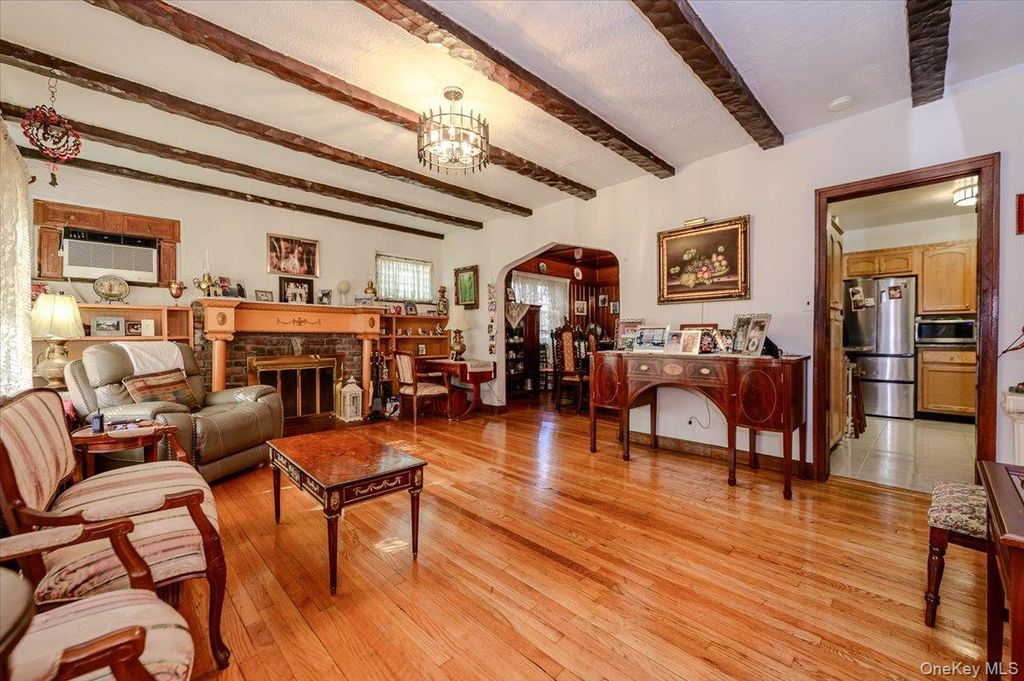 631 Kimball Avenue, Yonkers, NY 10704 — photo 5