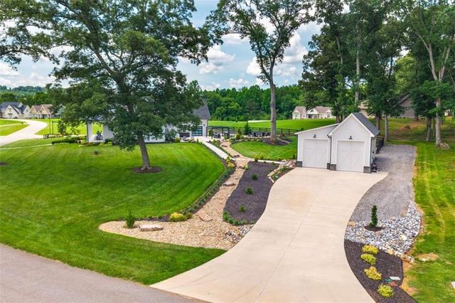 24 Farmland Court, Blairsville, GA 30512