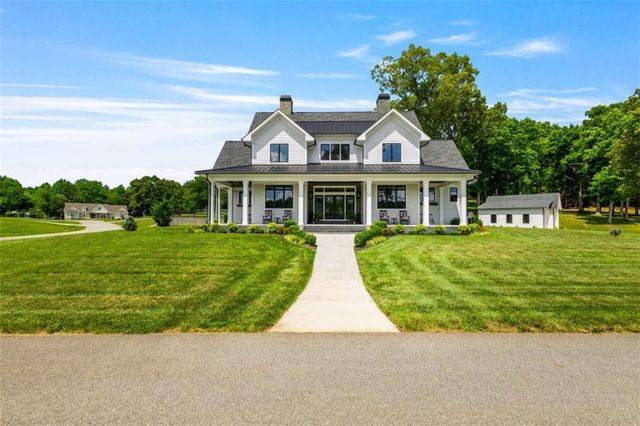 24 Farmland Court, Blairsville, GA 30512