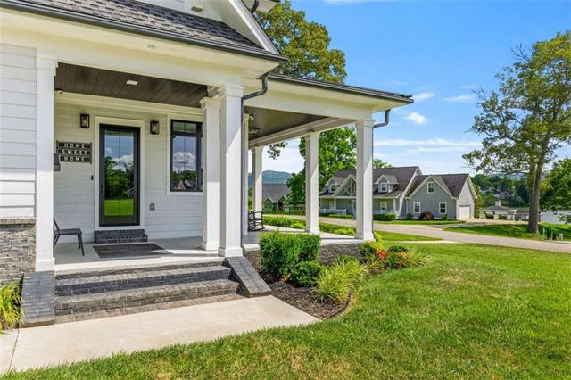 24 Farmland Court, Blairsville, GA 30512
