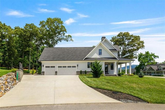 24 Farmland Court, Blairsville, GA 30512