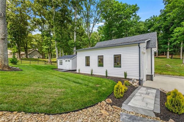 24 Farmland Court, Blairsville, GA 30512