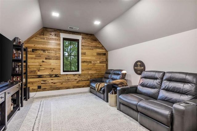 24 Farmland Court, Blairsville, GA 30512