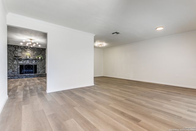 12322 Independence, San Antonio, TX 78233