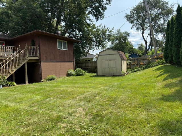 28 Crestview Drive, Geneseo, IL 61254